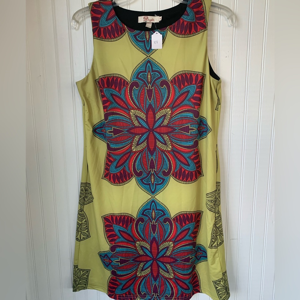 Axyeh Anthropologie (Small) Green with colorful medallion design; Sleeveless